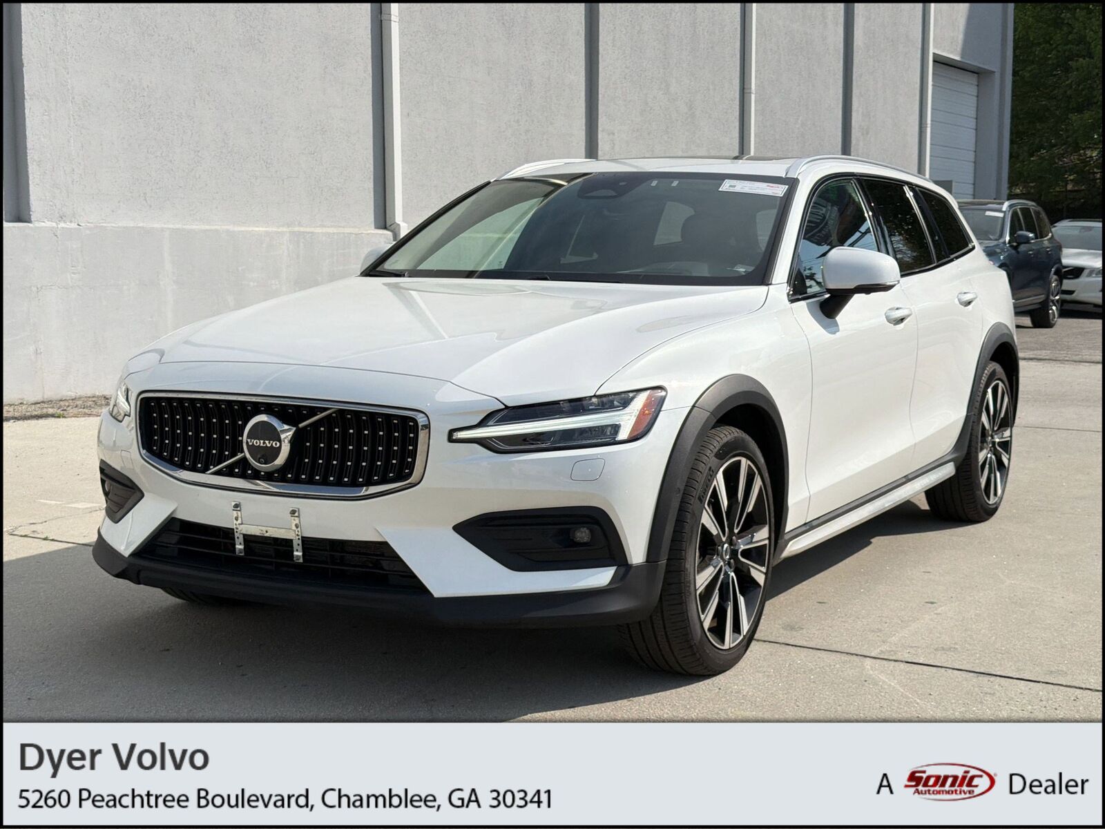 2024 VOLVO V60CC