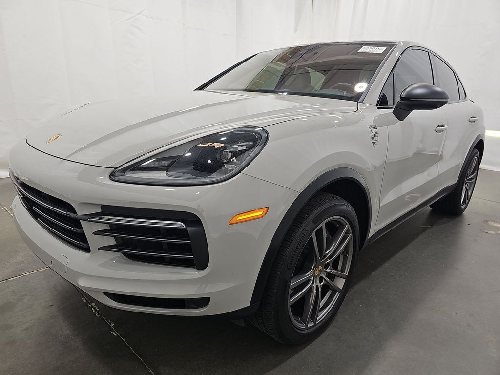 2023 PORSCHE Cayenne
