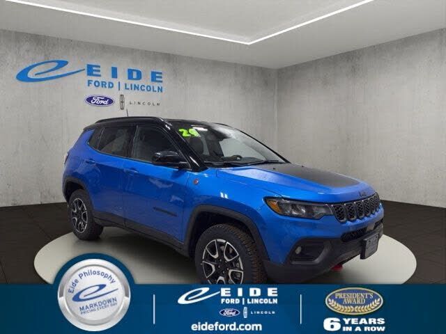 2024 JEEP Compass