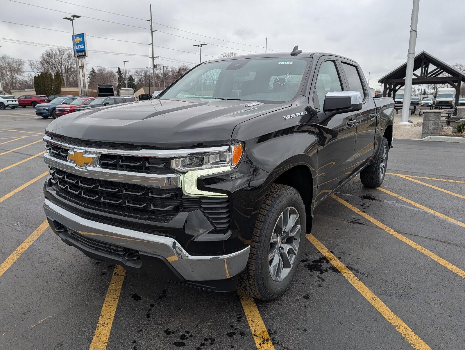 2026 CHEVROLET Silverado