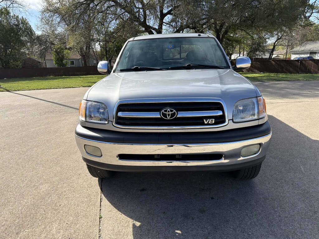 2002 TOYOTA Tundra