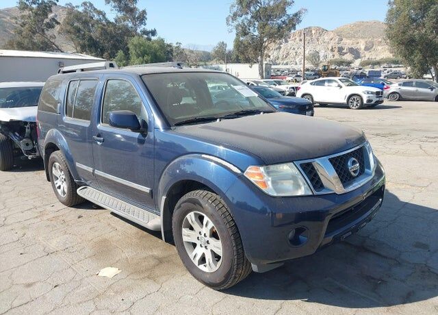 2012 NISSAN Pathfinder