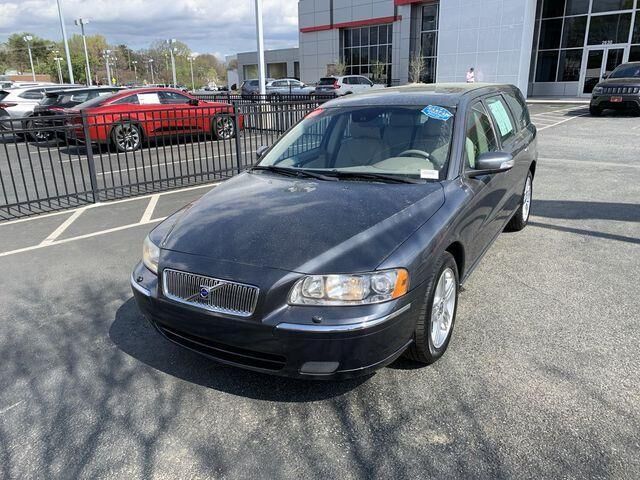 2007 VOLVO V70