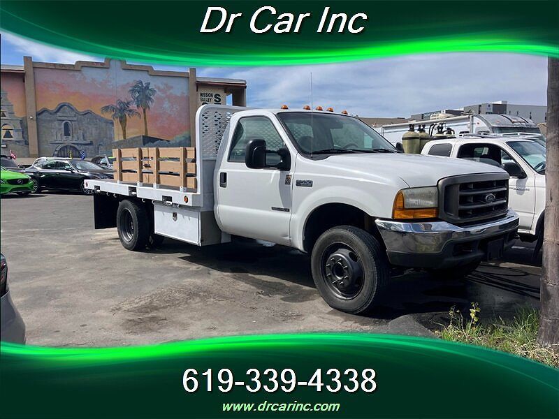 2001 FORD F-550