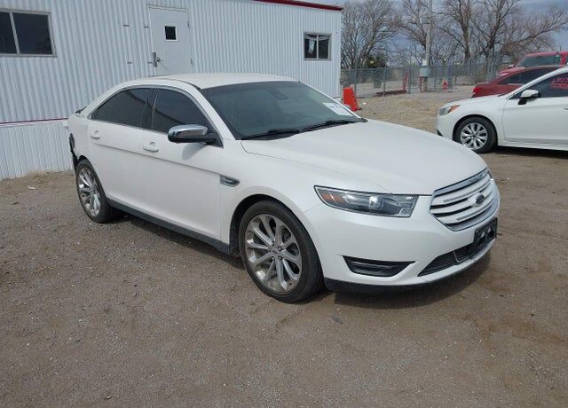2016 FORD Taurus
