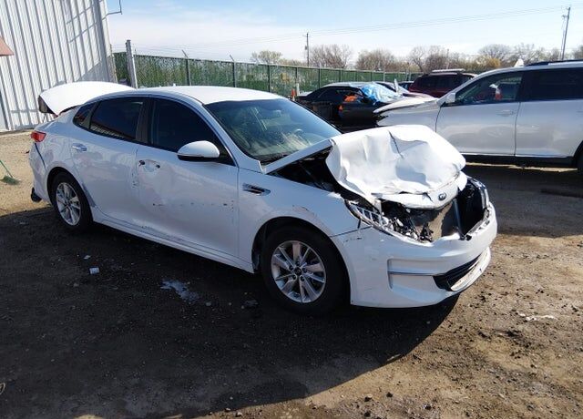 2017 KIA Optima