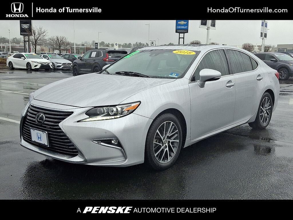 2018 LEXUS ES