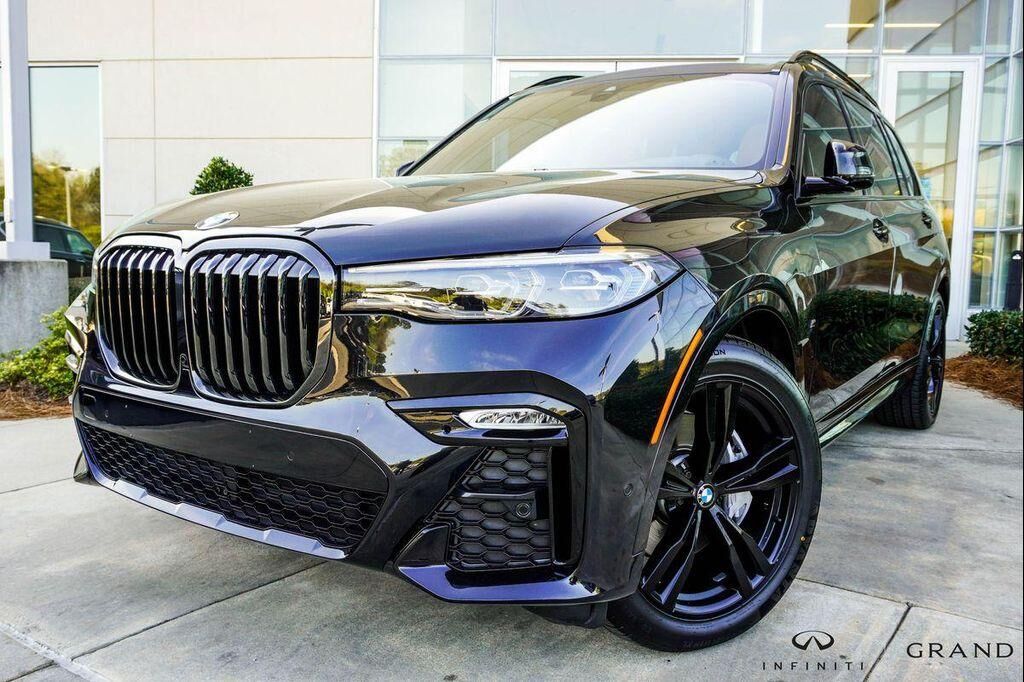 2022 BMW X7