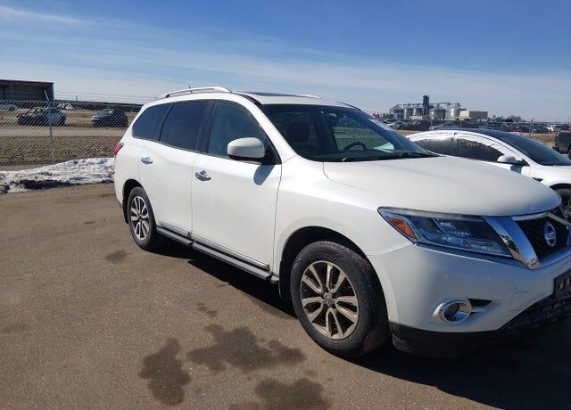 2015 NISSAN Pathfinder