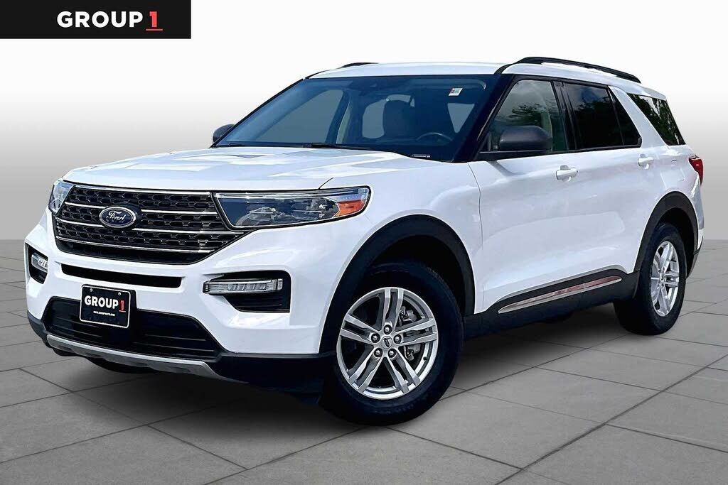 2022 FORD Explorer
