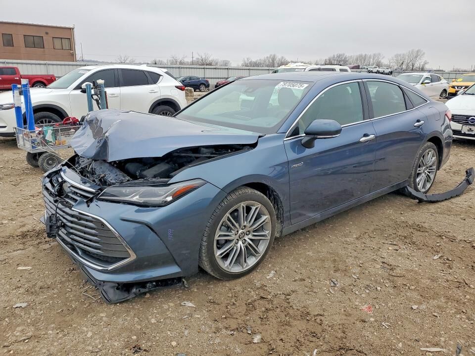 2021 TOYOTA Avalon