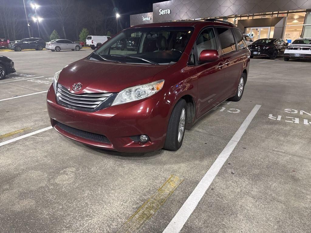 2016 Toyota Sienna