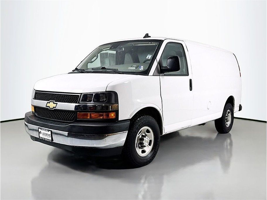 2021 CHEVROLET Express