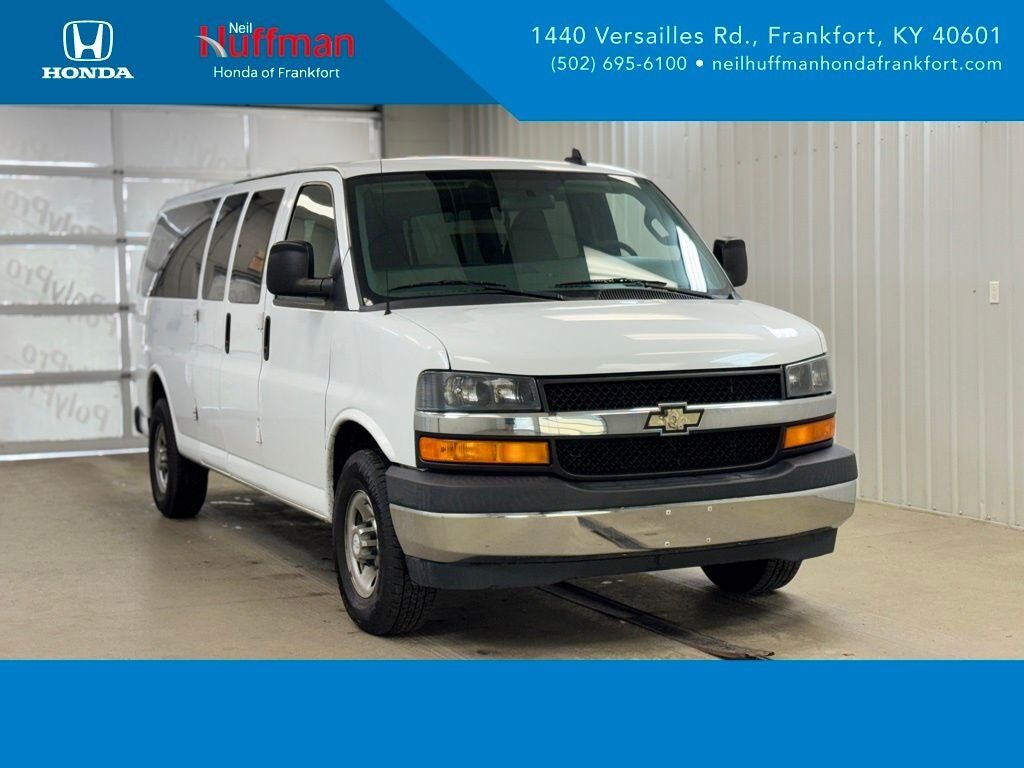 2017 CHEVROLET Express