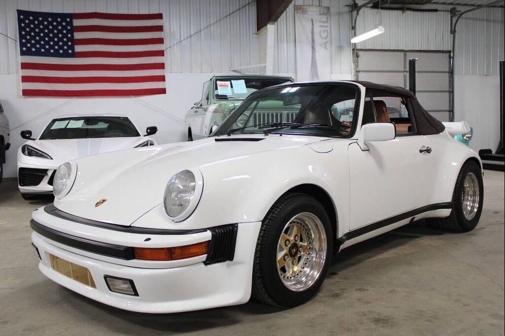 1984 PORSCHE 911