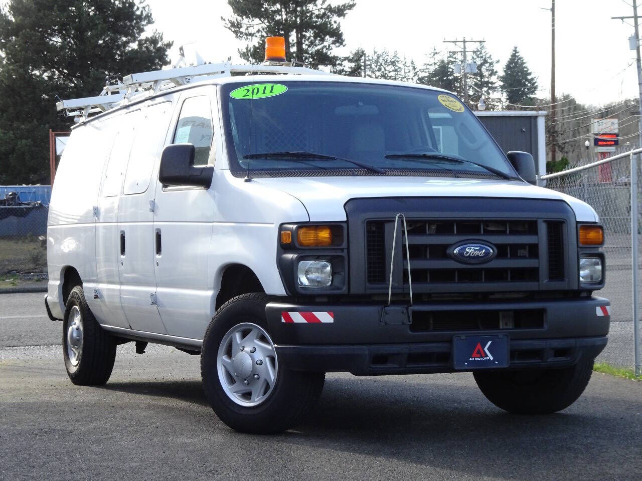 2011 FORD E-250