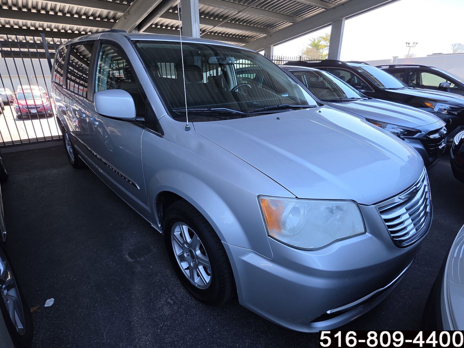 2012 CHRYSLER Town and Country