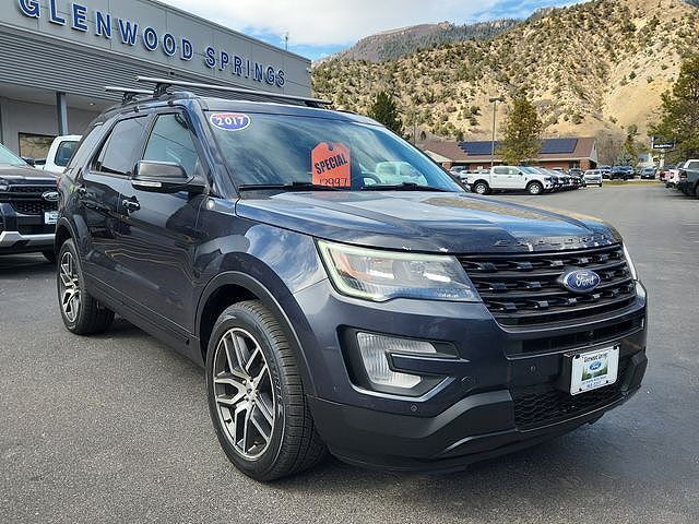 2017 FORD Explorer