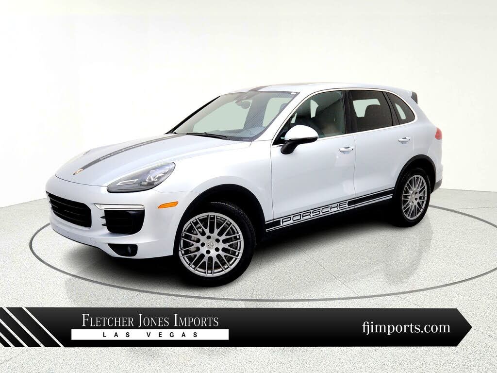 2018 PORSCHE Cayenne