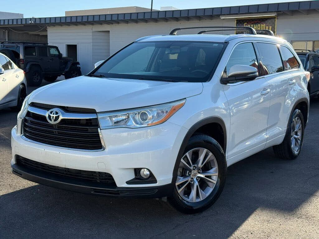 2014 TOYOTA Highlander