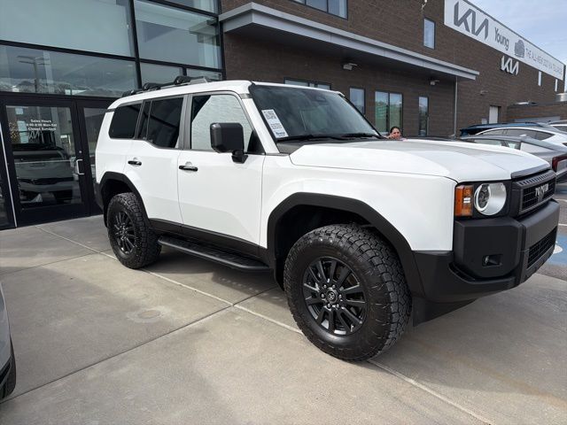 2025 TOYOTA Land Cruiser