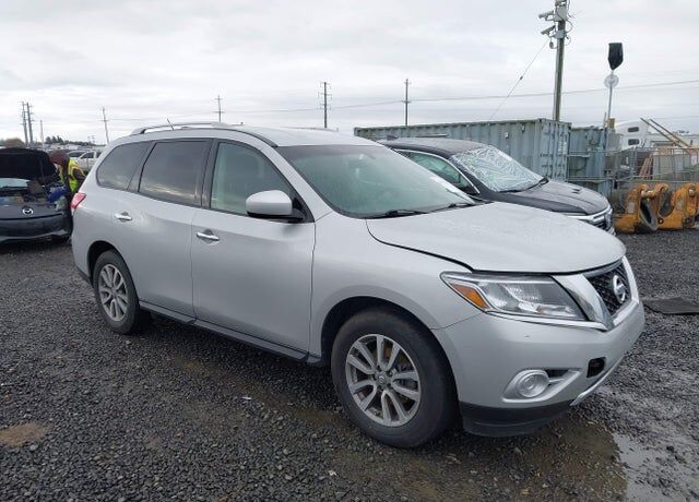 2016 NISSAN Pathfinder