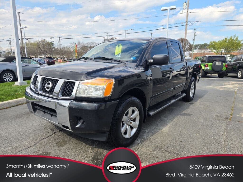 2015 NISSAN Titan