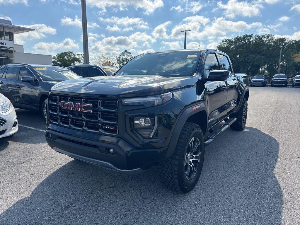 2023 GMC Canyon