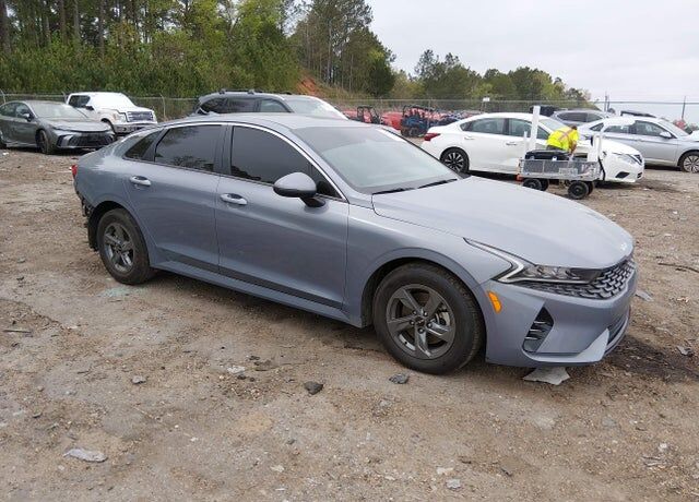 2022 KIA K5