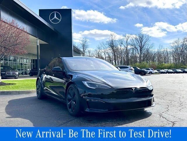2022 TESLA Model S