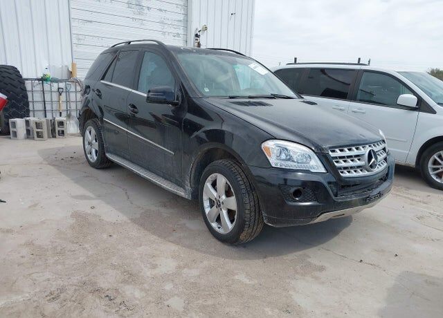 2011 MERCEDES-BENZ M-Class