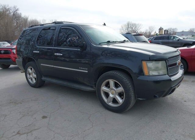 2010 CHEVROLET Tahoe