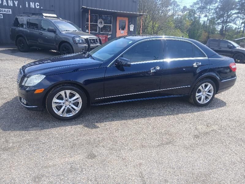 2011 MERCEDES-BENZ E-Class