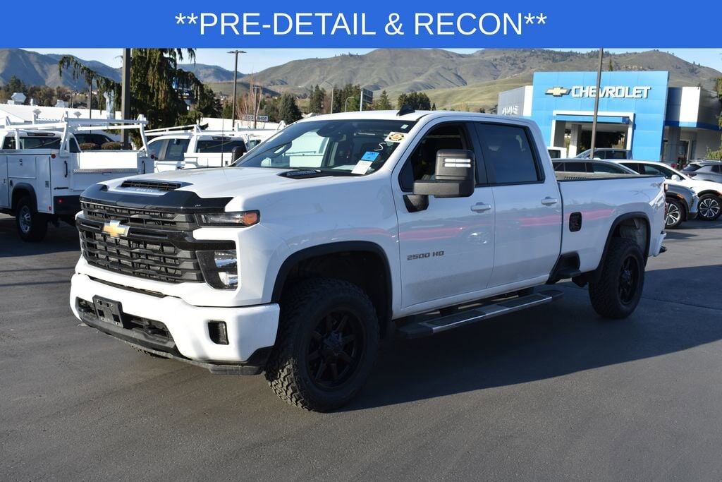 2025 CHEVROLET Silverado HD