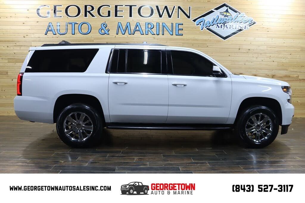 2017 CHEVROLET Suburban