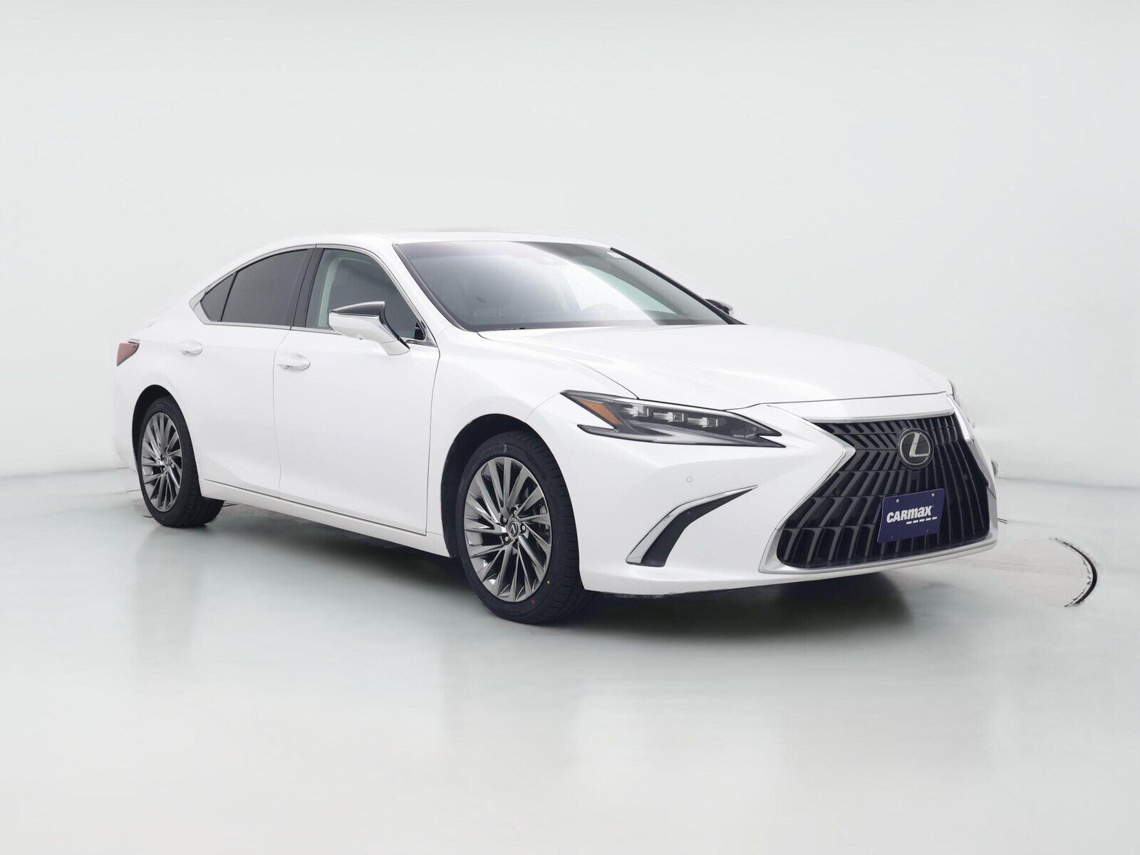 2024 LEXUS ES