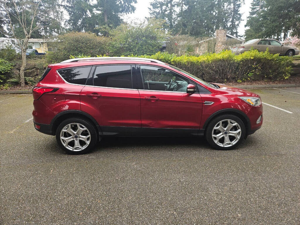2019 FORD Escape