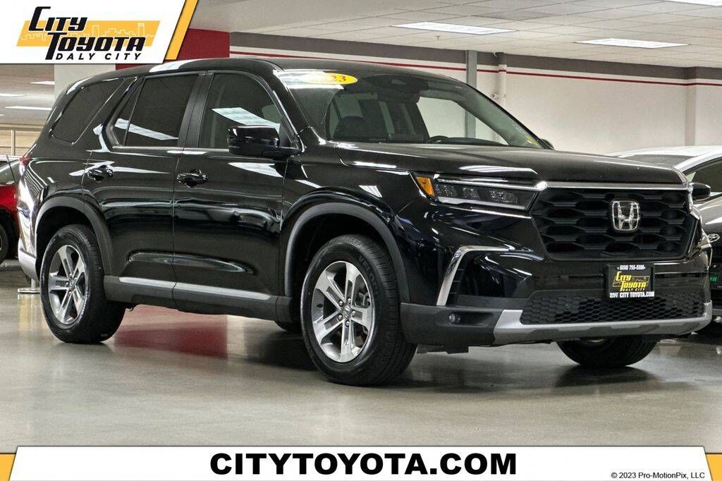 2023 HONDA Pilot