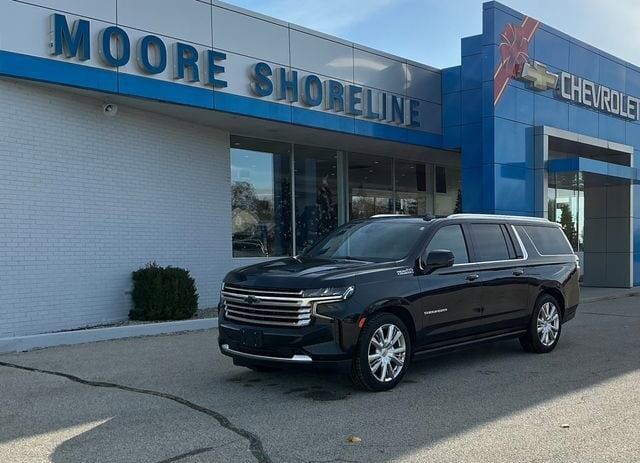 2022 CHEVROLET Suburban