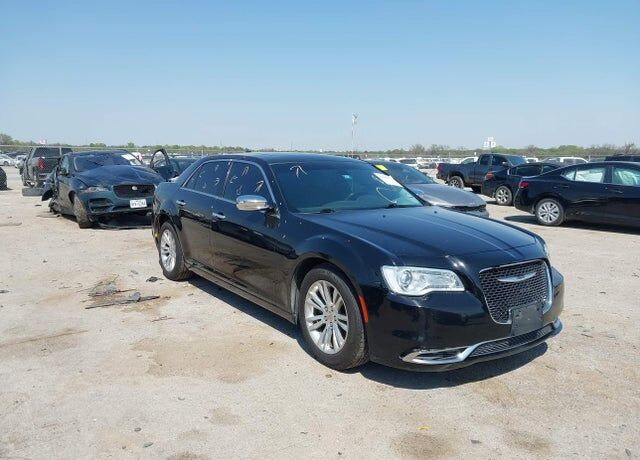 2016 CHRYSLER 300