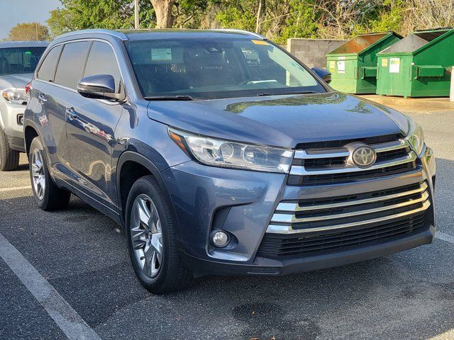 2018 TOYOTA Highlander