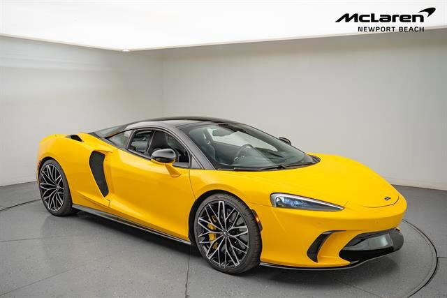 2025 MCLAREN GTS