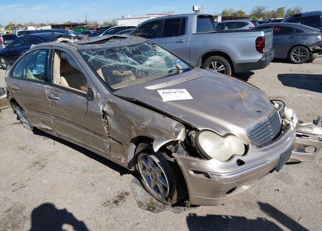 2003 MERCEDES-BENZ C-Class