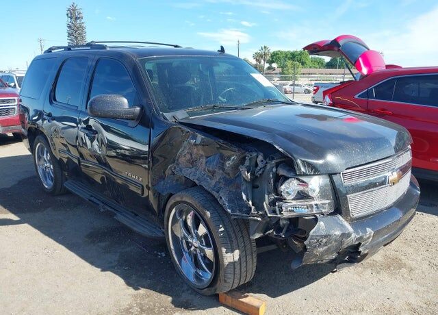 2011 CHEVROLET Tahoe