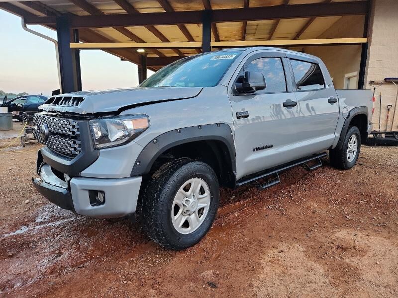 2020 TOYOTA Tundra