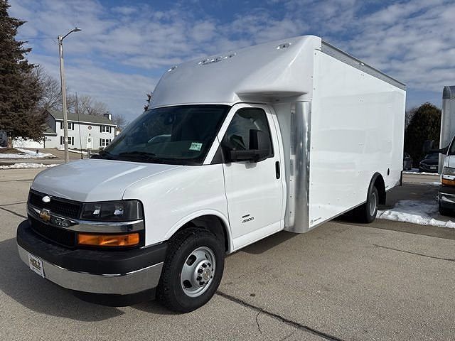2025 CHEVROLET Express