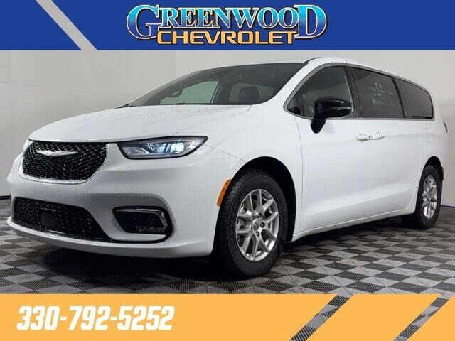 2025 CHRYSLER Pacifica