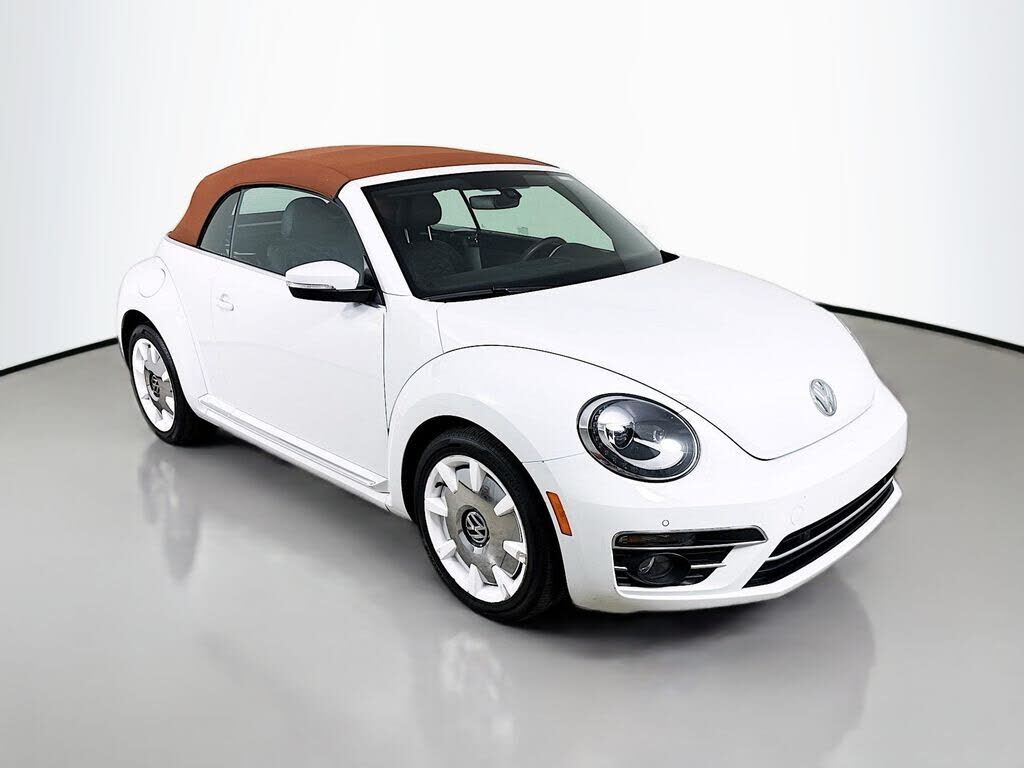 2019 VOLKSWAGEN Beetle