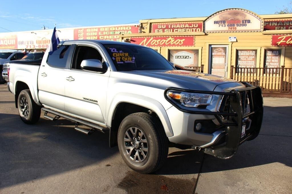 2022 TOYOTA Tacoma
