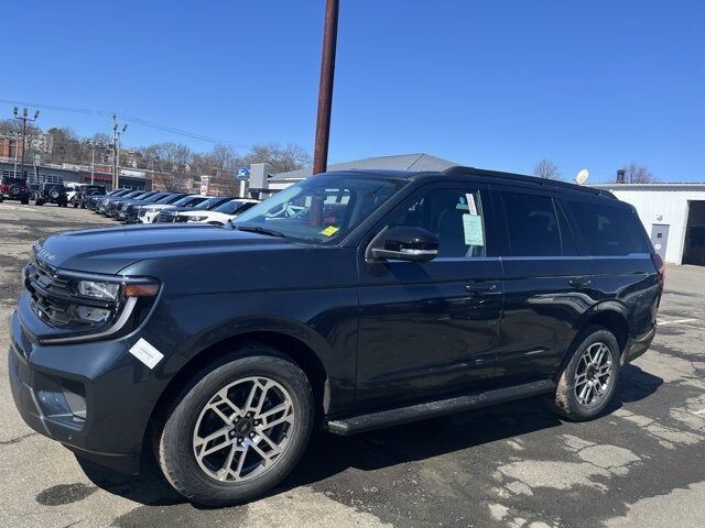 2026 FORD Expedition
